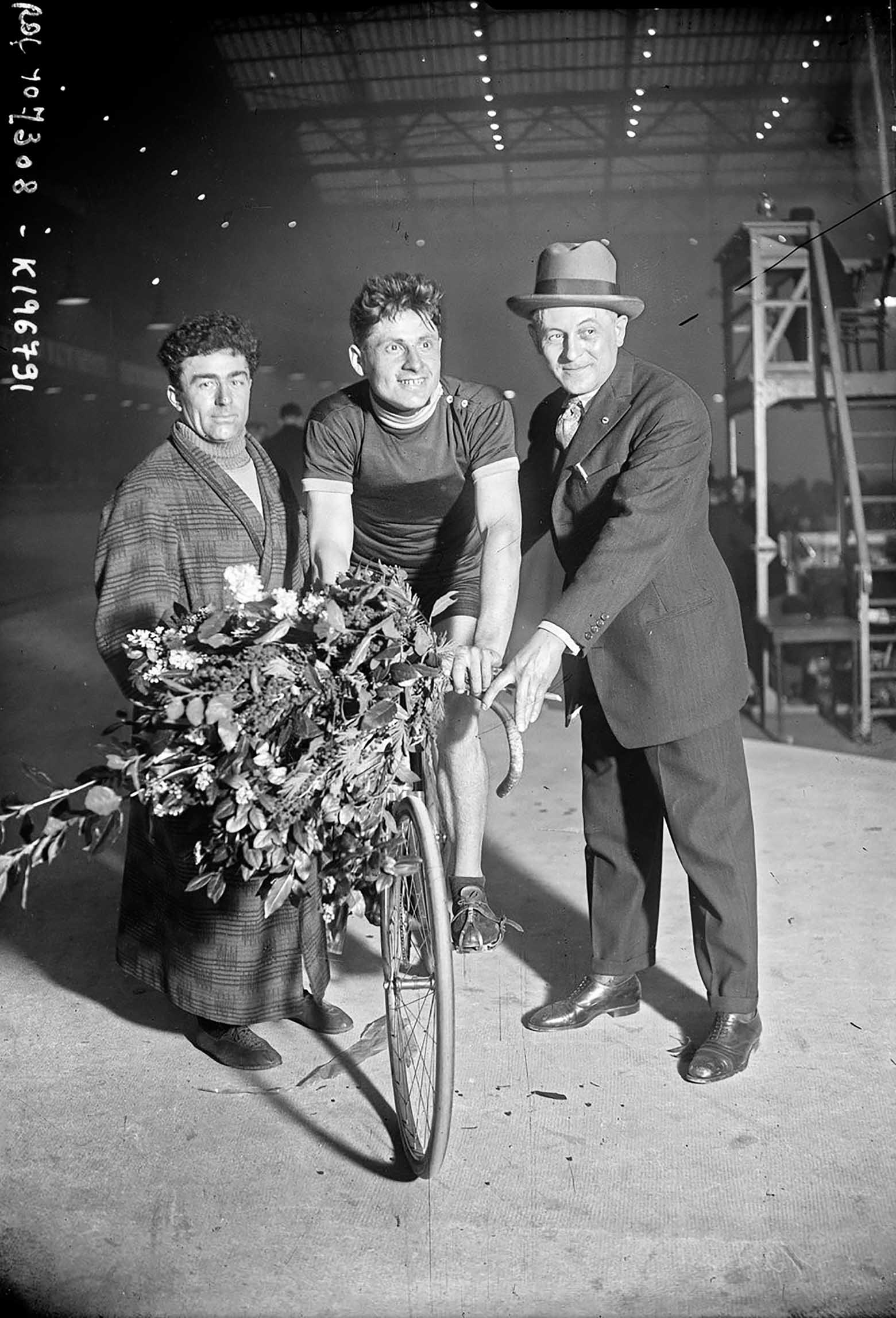 Alfredo Binda - February 1926 Velodrome d'Hiver main image