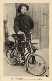 Chemineau postcard - 1906 Velocio avec son carrosse de gala scan 1 thumbnail